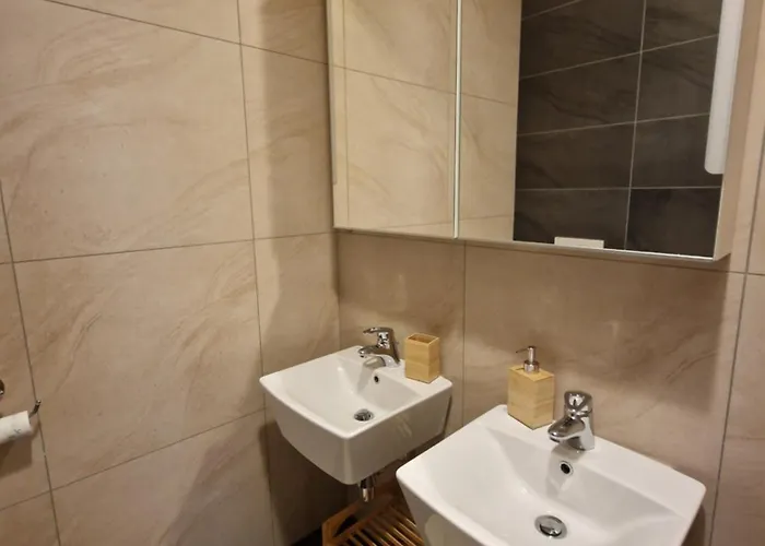 Five Roses Flat Apartment