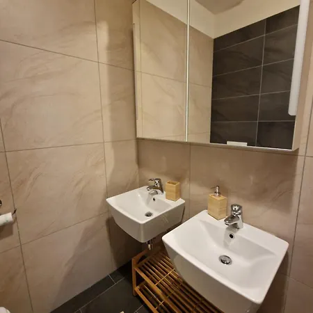 Five Roses Flat Apartment