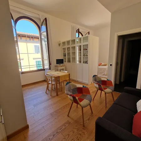 Apartment Five Roses Flat Pisa