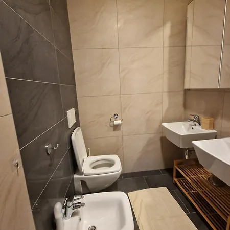 Five Roses Flat Apartment *