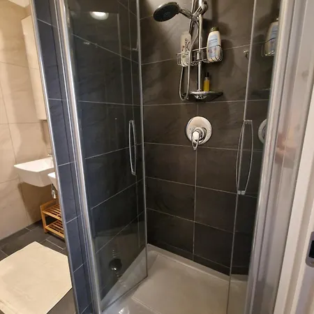 Five Roses Flat Apartment